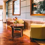 Pembroke Hotel