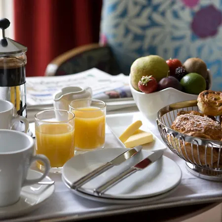 Hotel Pembroke 4*