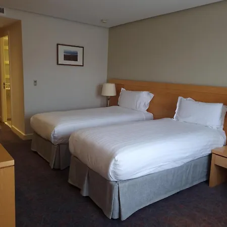 Pembroke 4*