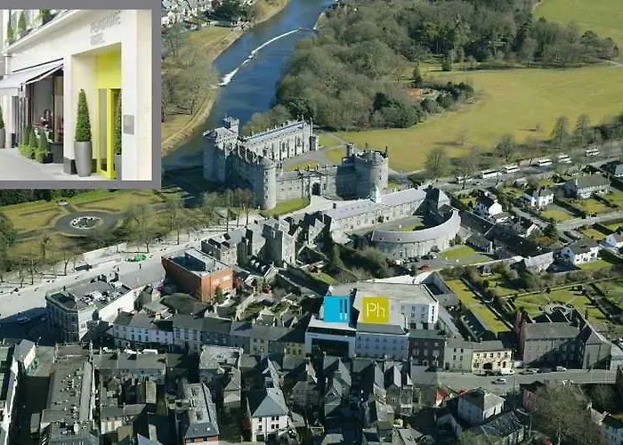 Pembroke 4*